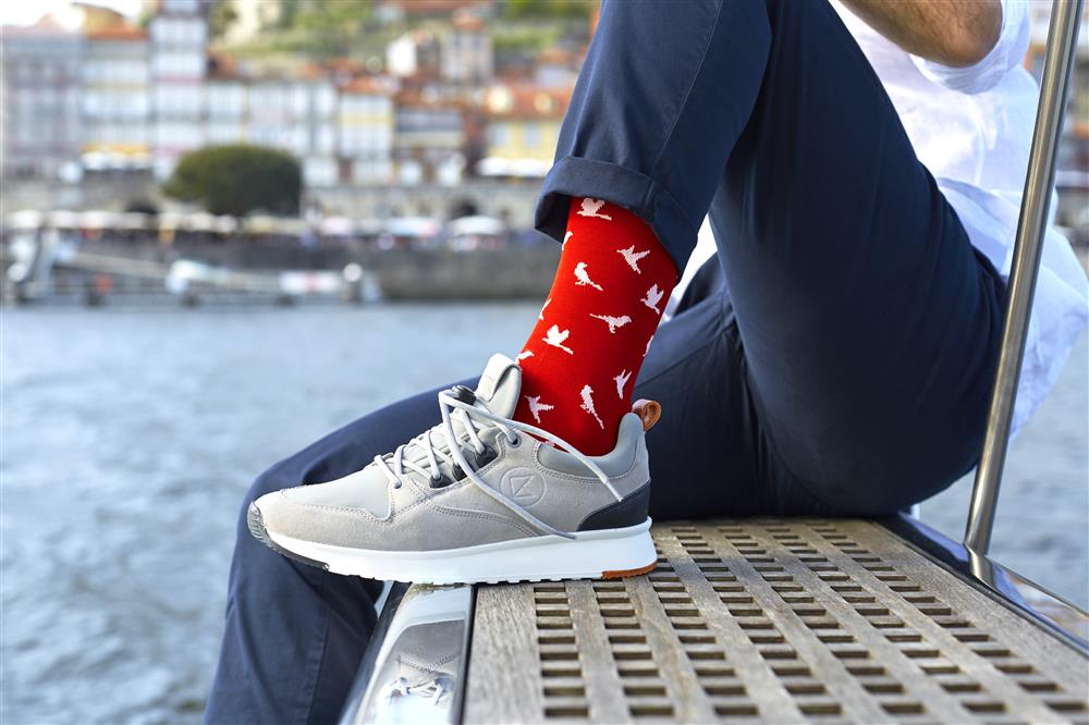 socks under sneakers